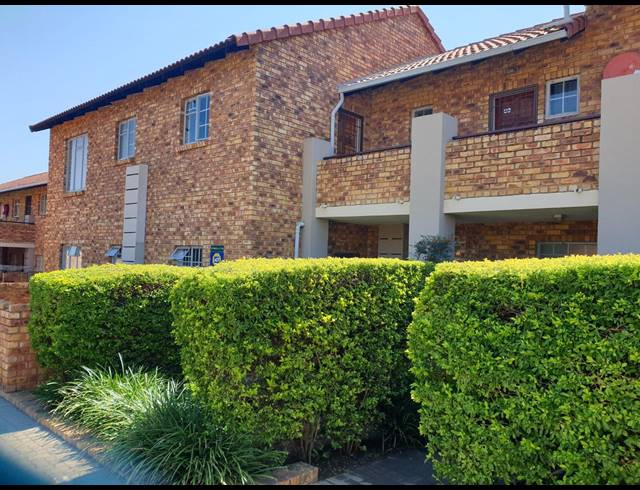 2 BEDROOM APARTMENT SOLD IN THERESAPARK